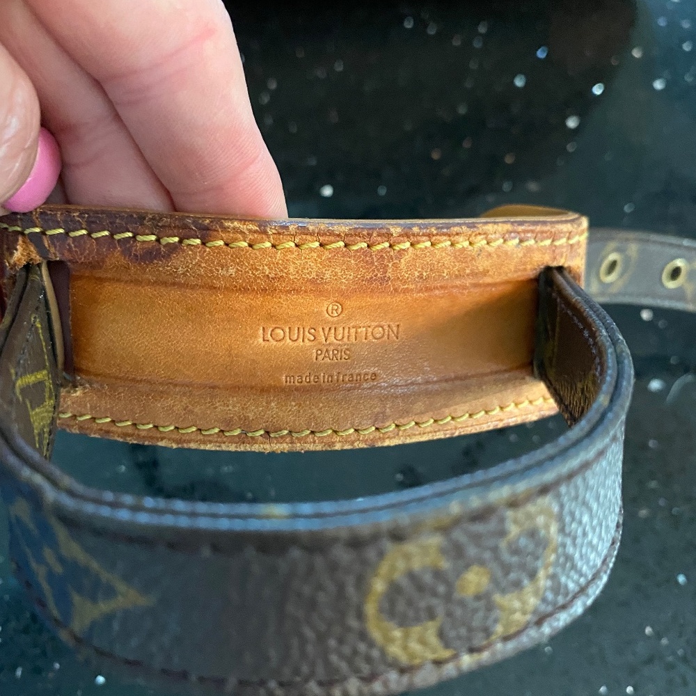 Authentic vintage Louis Vuitton Nile Crossbody 1989